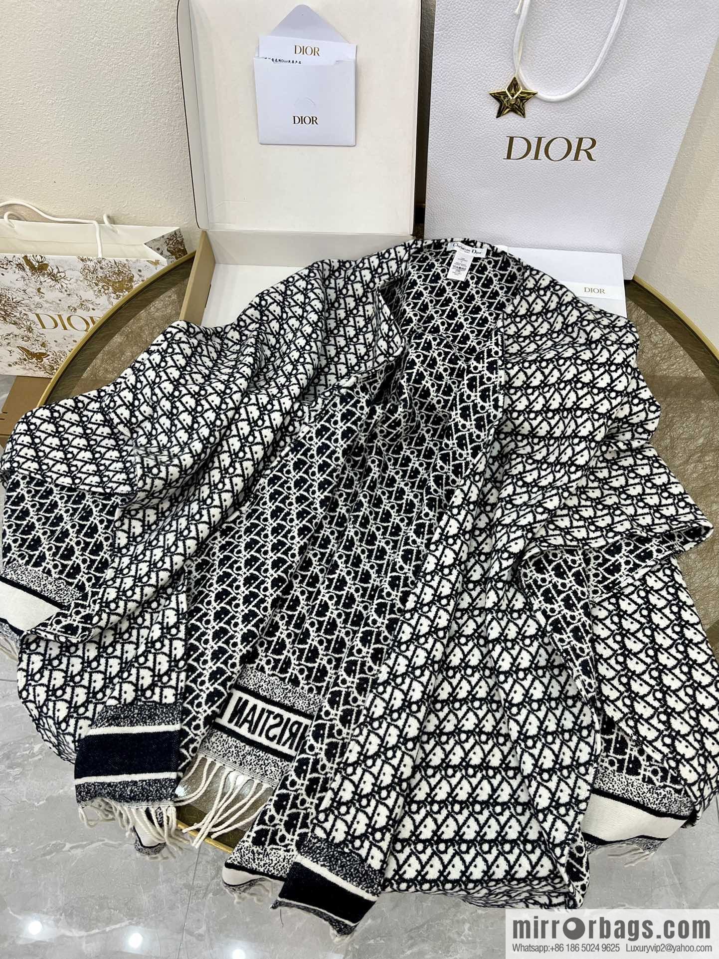 Dior Oblique Bookmark Cloak