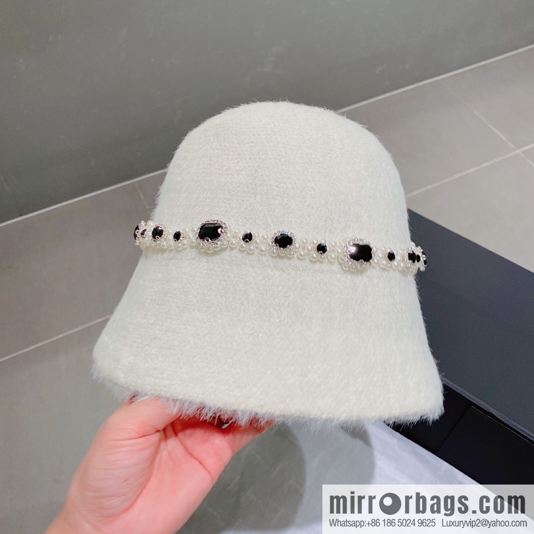 Miumiu 2022 autumn and winter new bucket hat