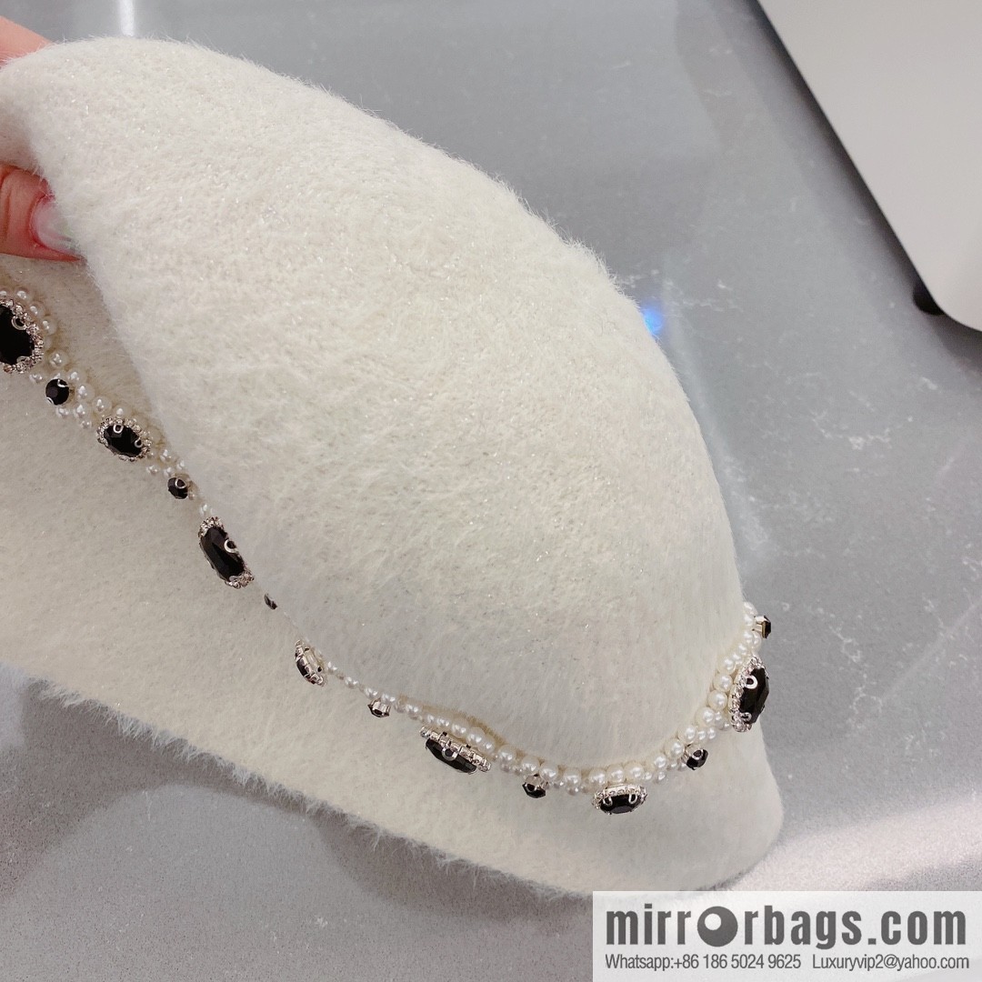 Miumiu 2022 autumn and winter new bucket hat