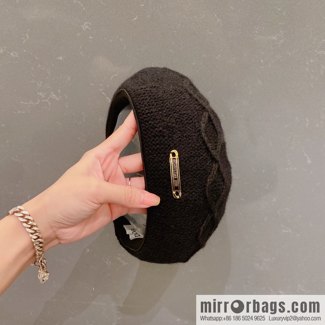 Dior 2022 autumn and winter new knitted beret