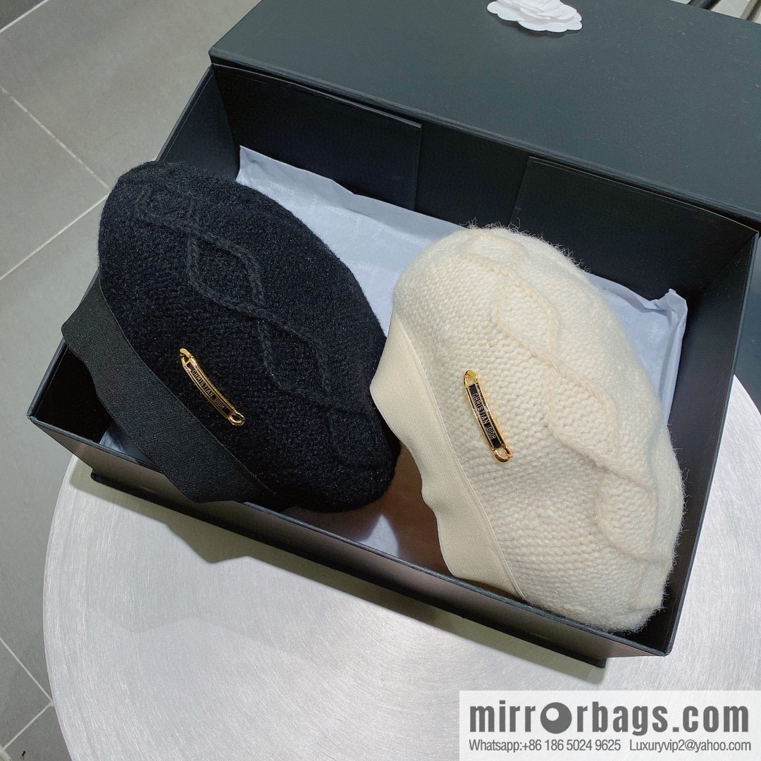 Dior 2022 autumn and winter new knitted beret