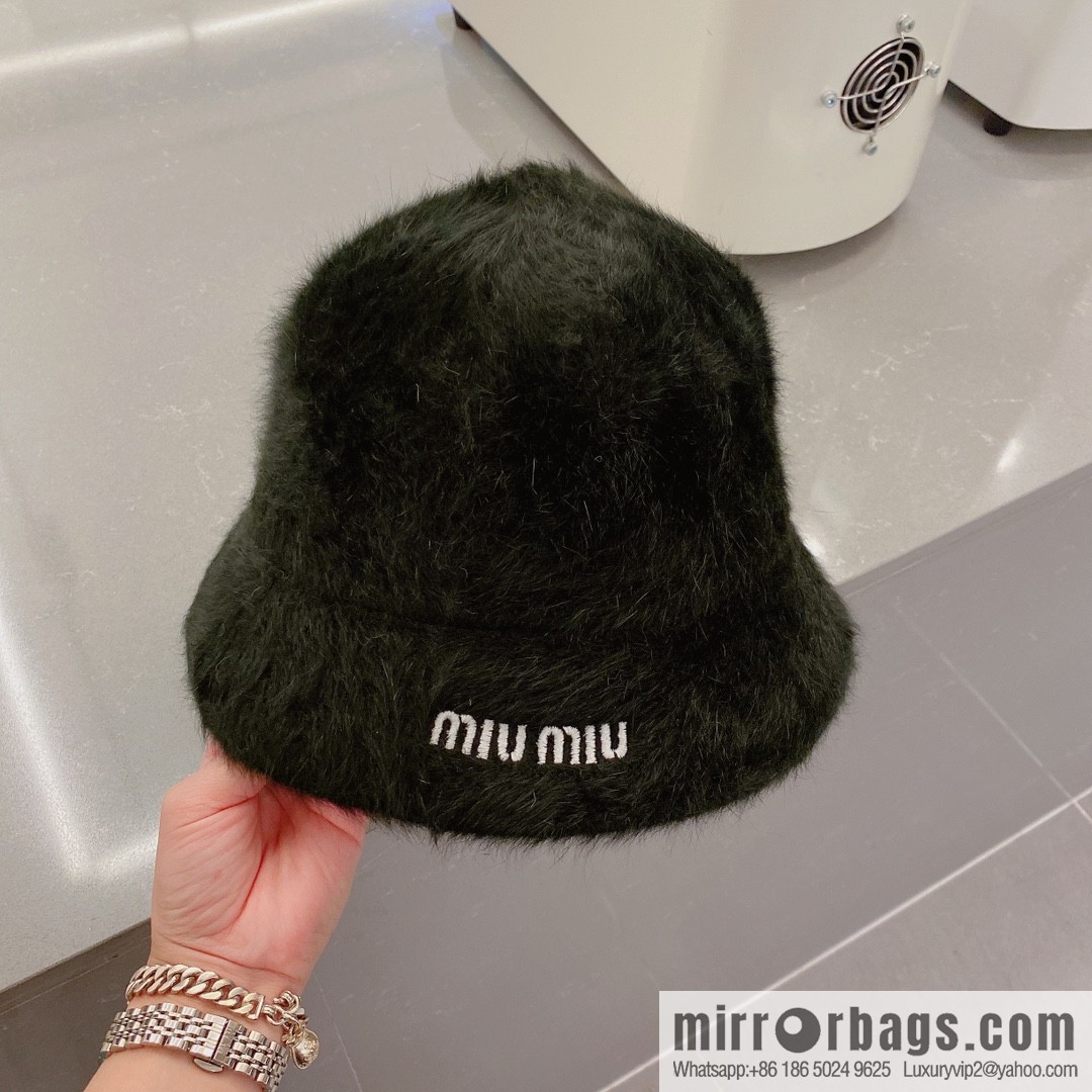 Miumiu miumiu rabbit fur top hat