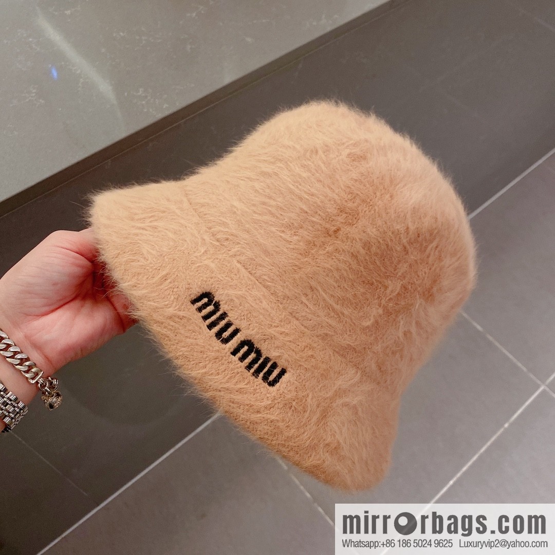 Miumiu miumiu rabbit fur top hat