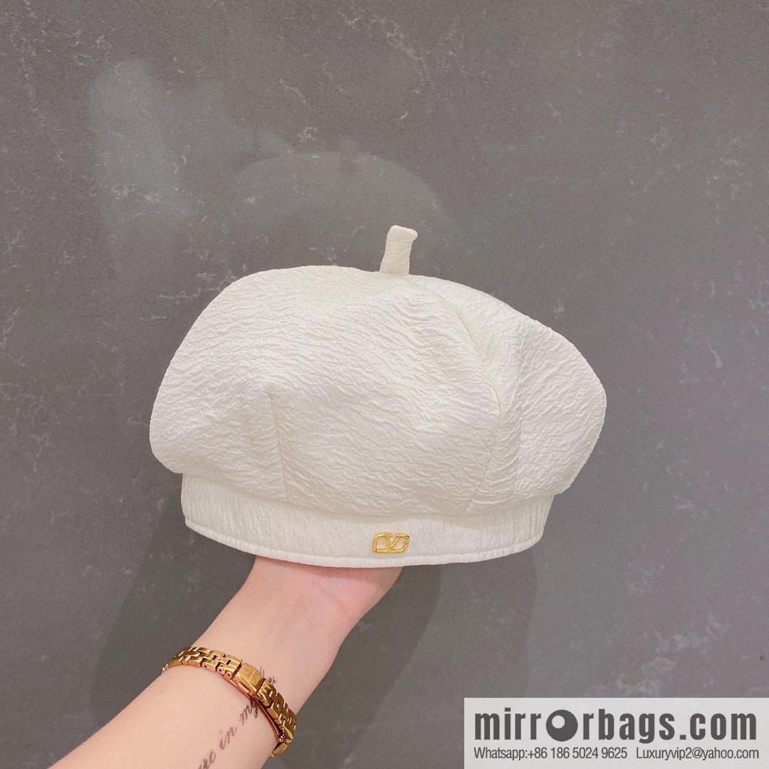 VAENTINO Valentino Fall 2022 New Beret
