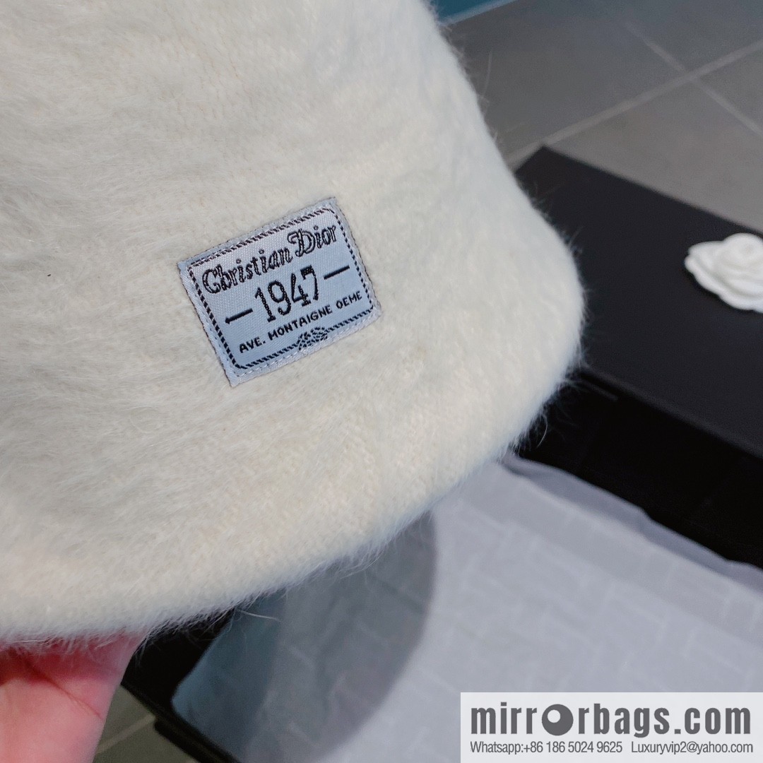 Dior 2022 autumn and winter new rabbit fur bucket hat