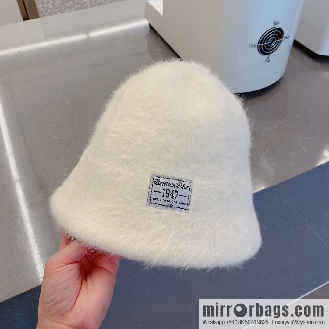 Dior 2022 autumn and winter new rabbit fur bucket hat