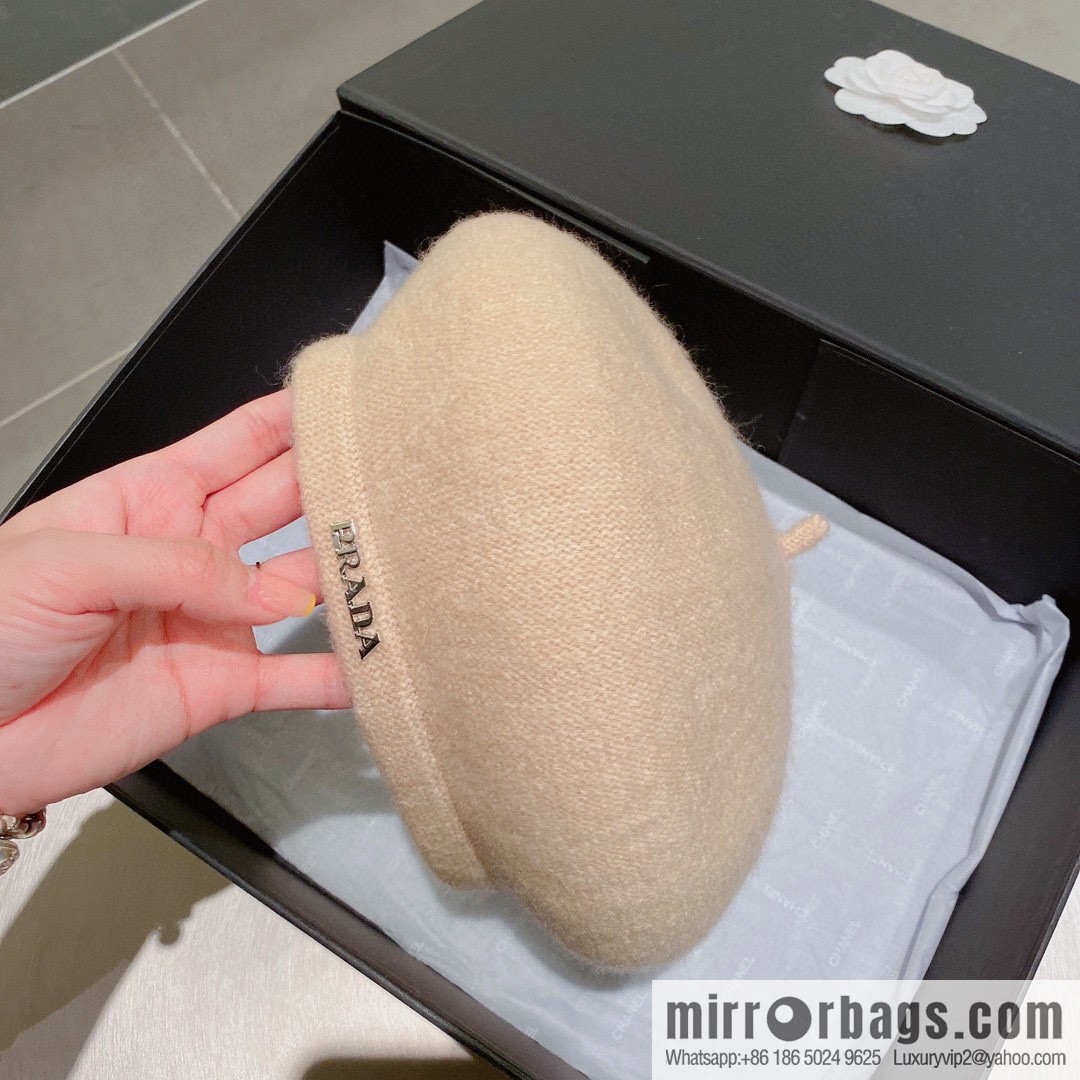 Prada 2022 autumn and winter new beret
