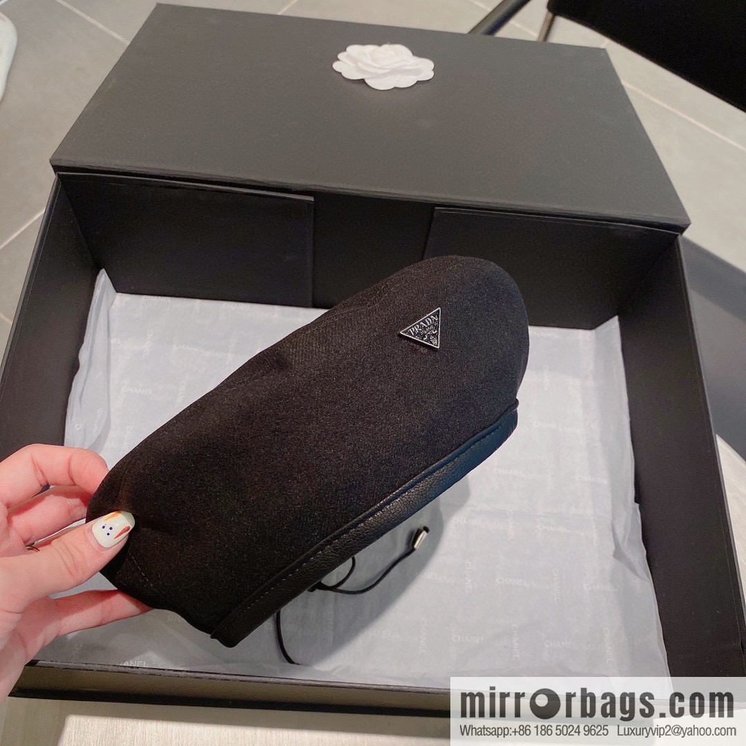 Prada 2022 autumn and winter new wool beret