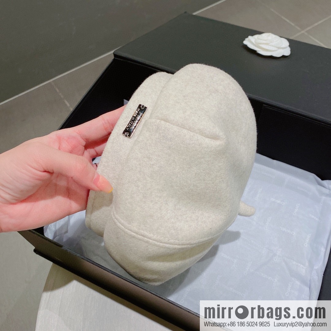 Prada autumn and winter new beret