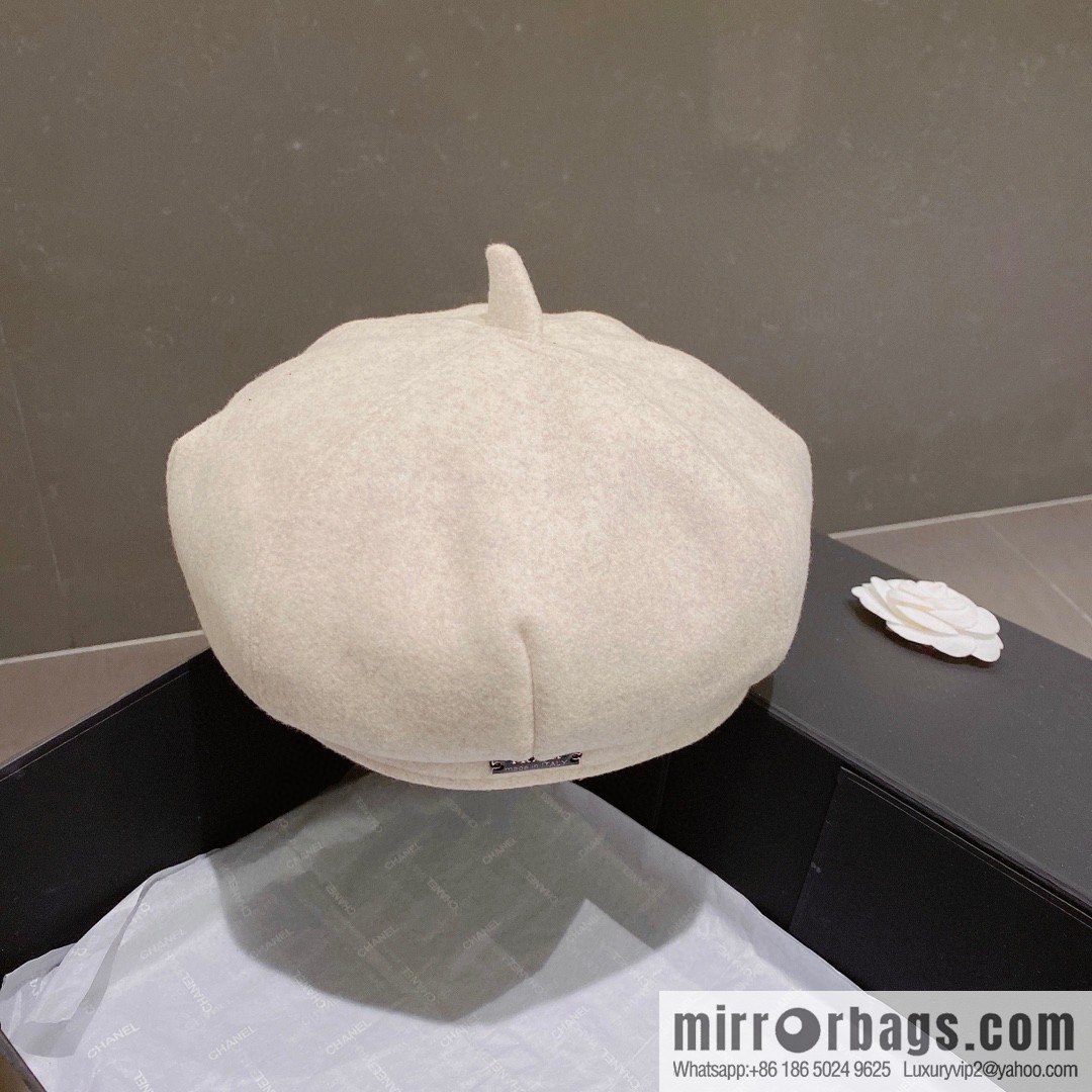 Prada autumn and winter new beret