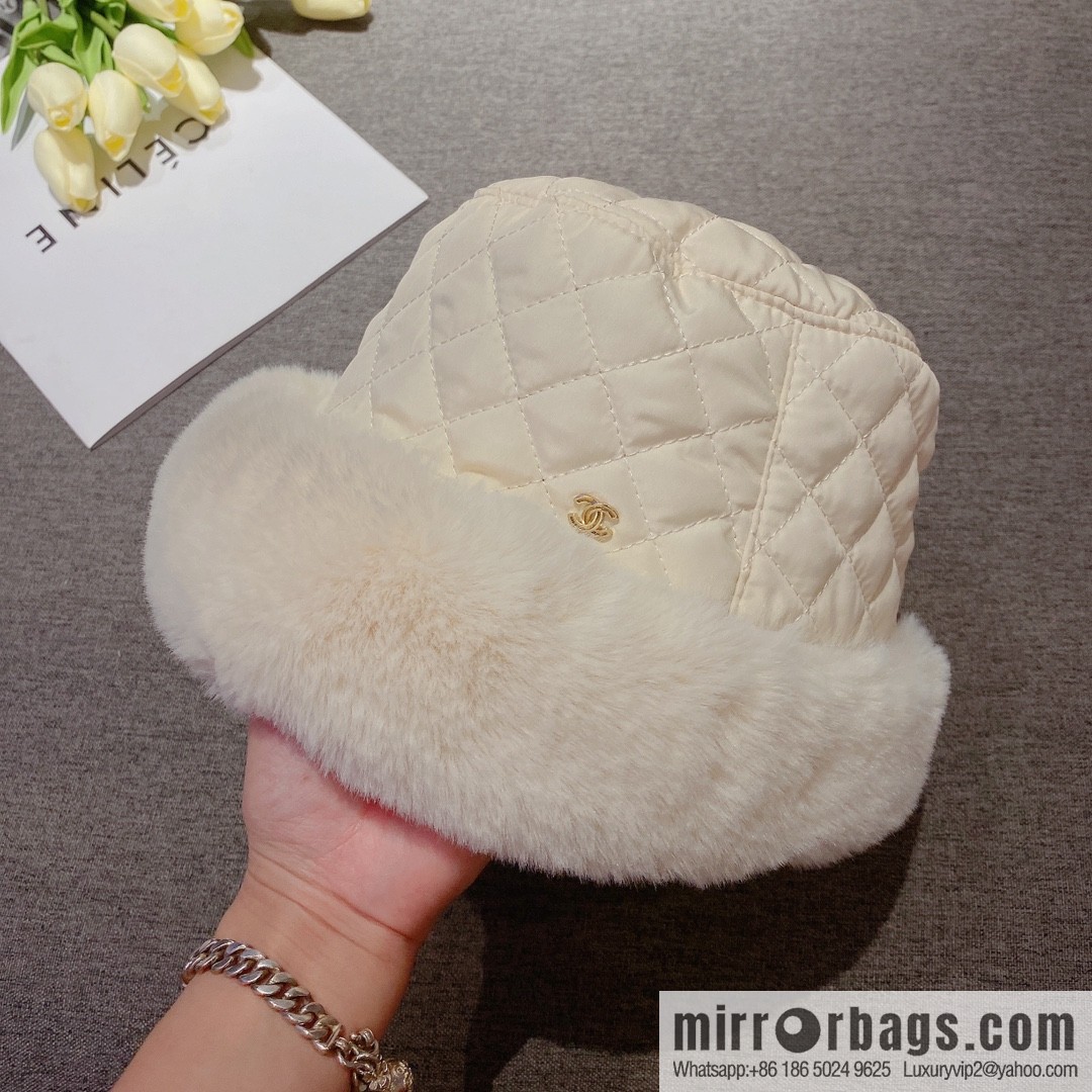 Chanel 2022 autumn and winter new rabbit fur rhombus bucket hat