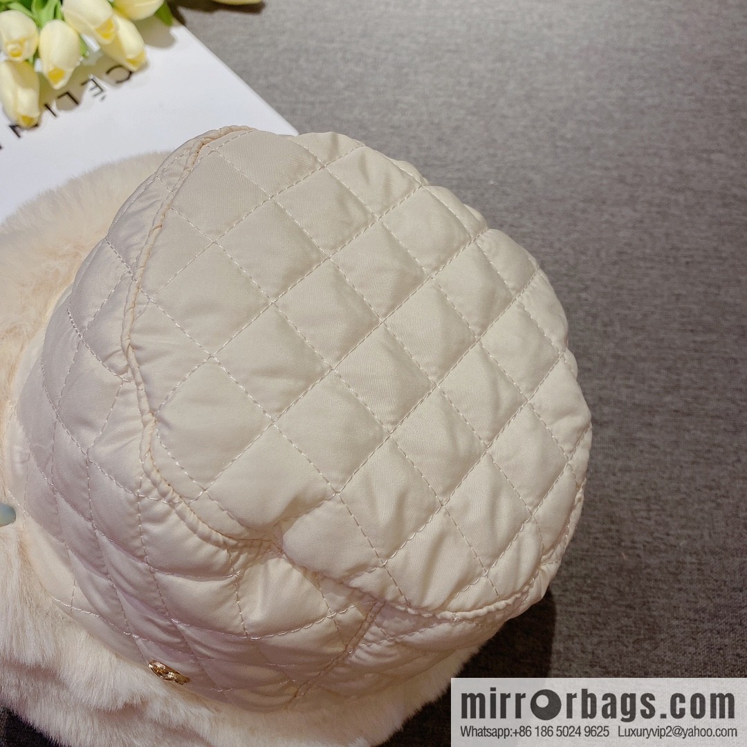 Chanel 2022 autumn and winter new rabbit fur rhombus bucket hat