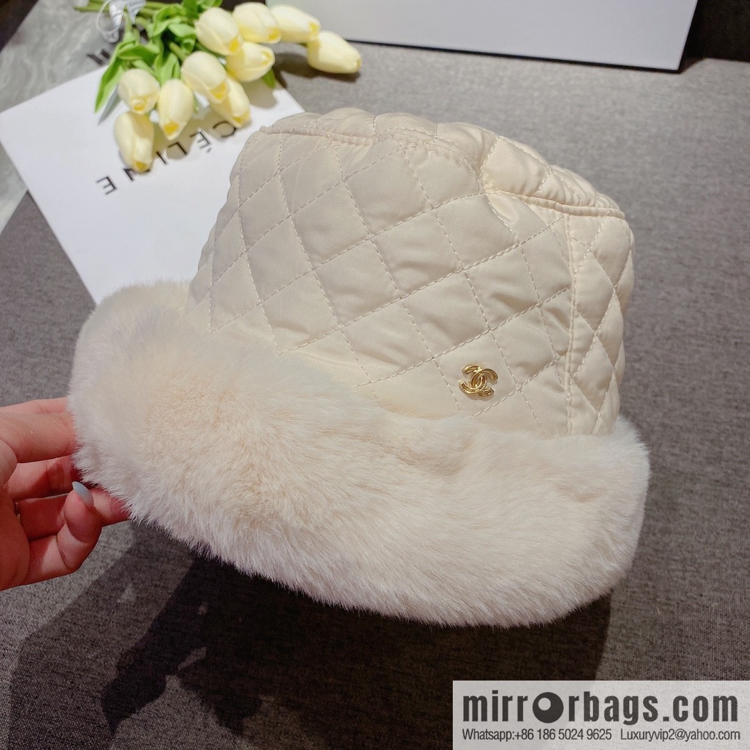 Chanel 2022 autumn and winter new rabbit fur rhombus bucket hat