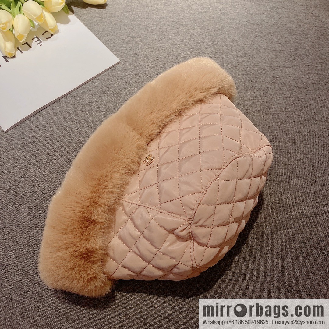 Chanel 2022 autumn and winter new rabbit fur rhombus bucket hat