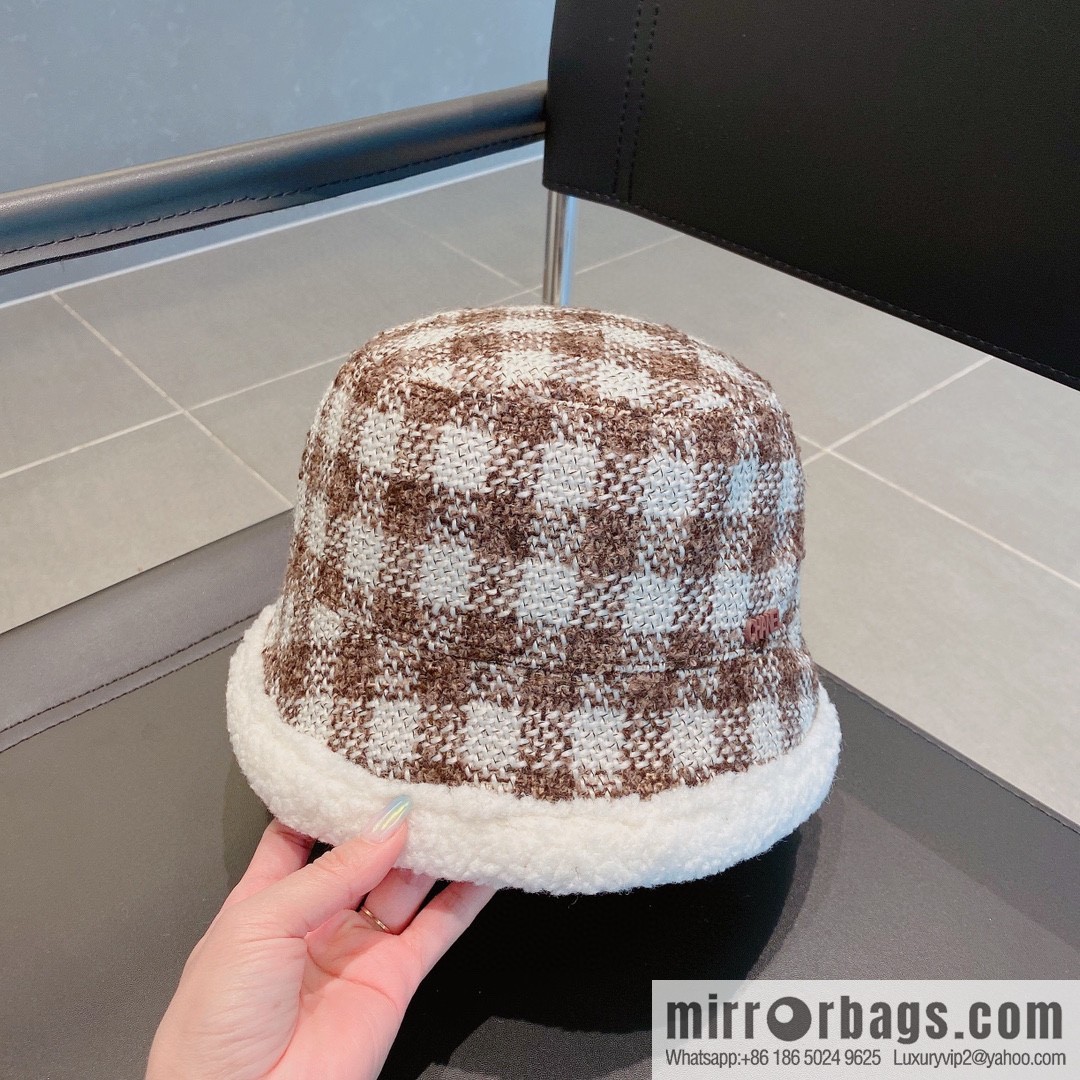 Chanel 2022 autumn and winter new lamb wool bucket hat
