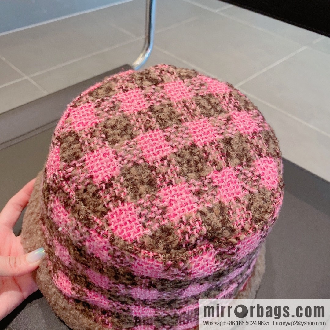 Chanel 2022 autumn and winter new lamb wool bucket hat