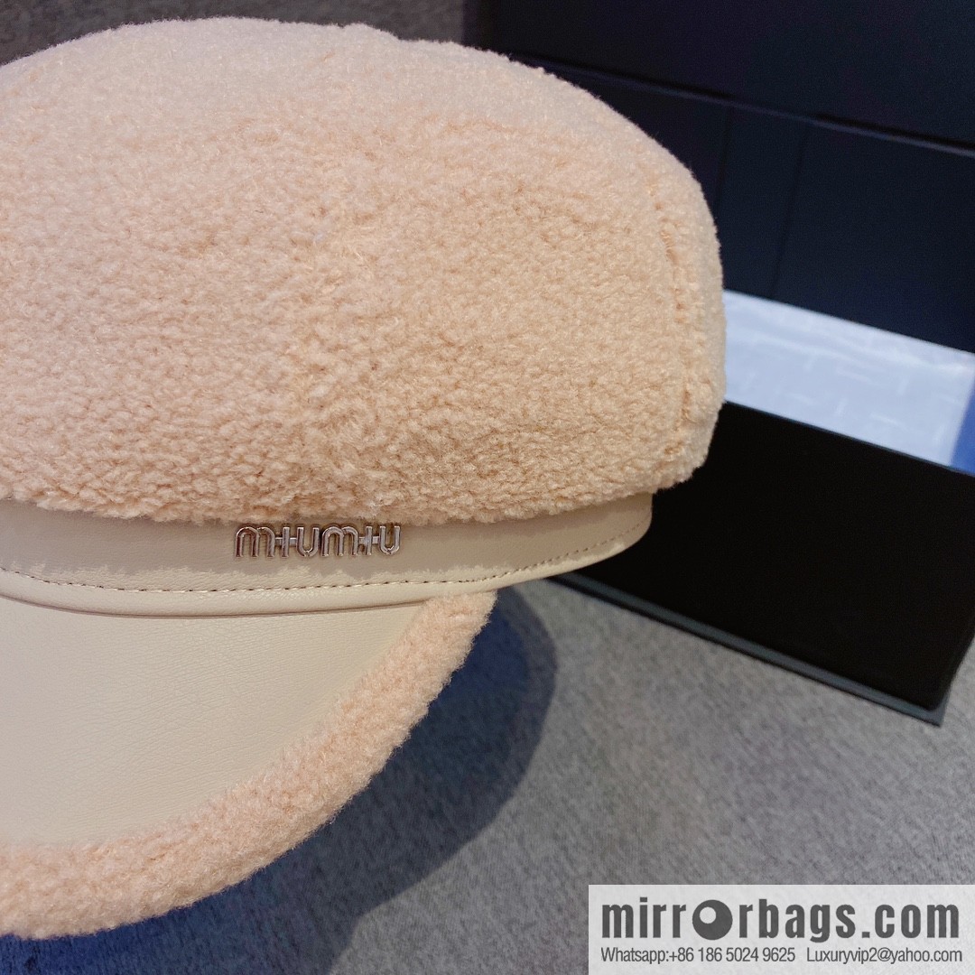 Miumiu Miumiu 2022 autumn and winter new lamb wool cap