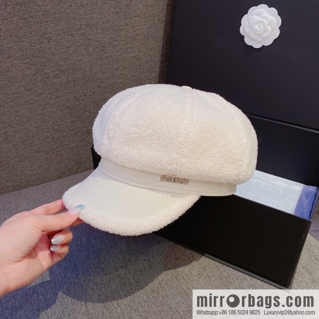 Miumiu Miumiu 2022 autumn and winter new lamb wool cap