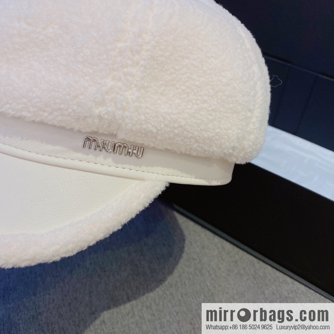 Miumiu Miumiu 2022 autumn and winter new lamb wool cap