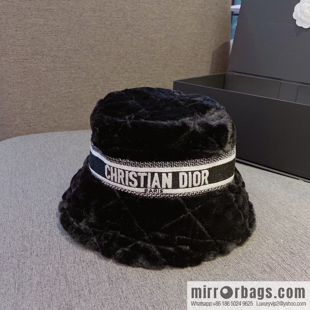 Dior 2022 autumn and winter new thickened warm bucket hat