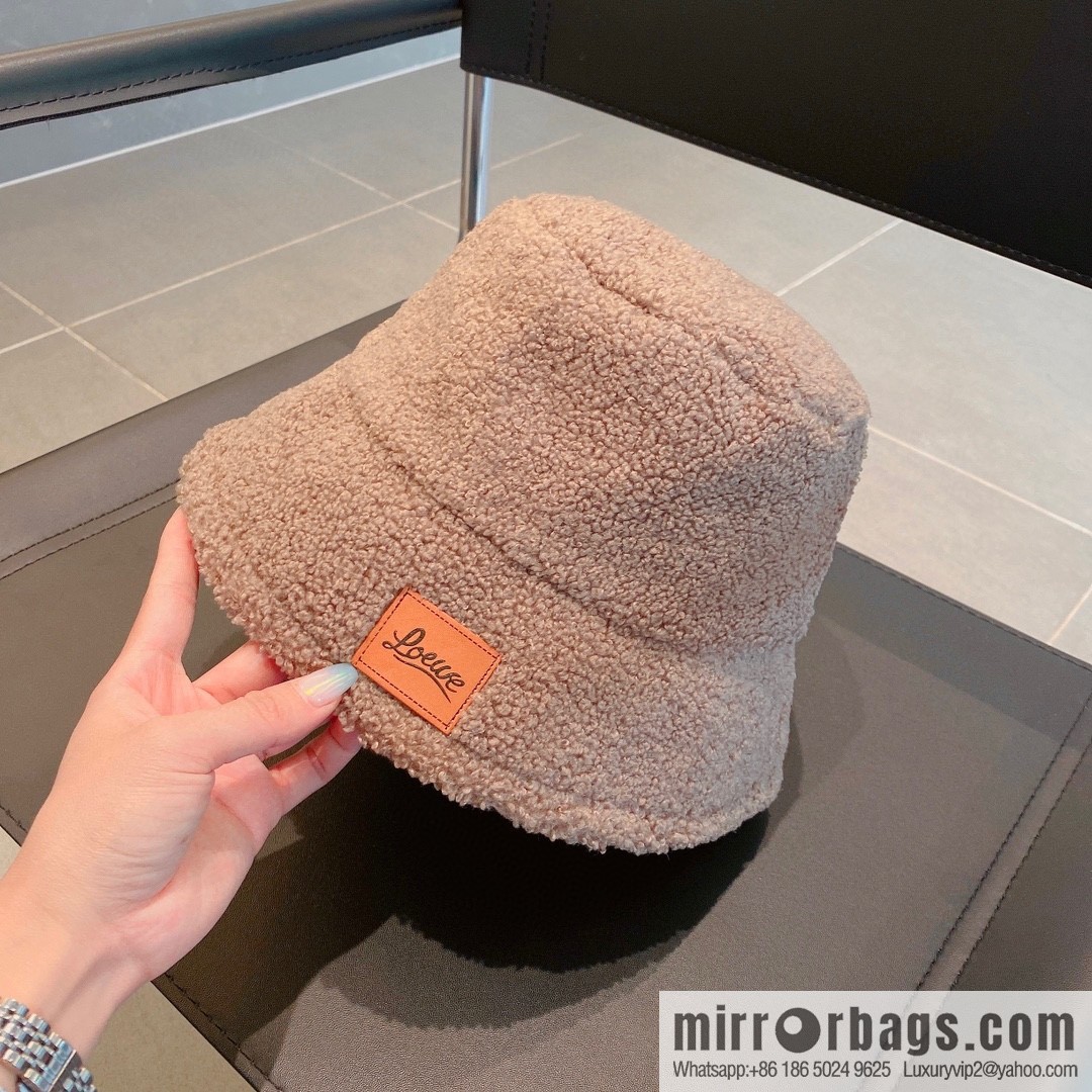LOEWE 2022 autumn and winter new lamb wool bucket hat