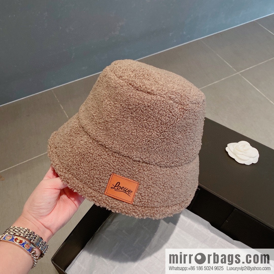 LOEWE 2022 autumn and winter new lamb wool bucket hat