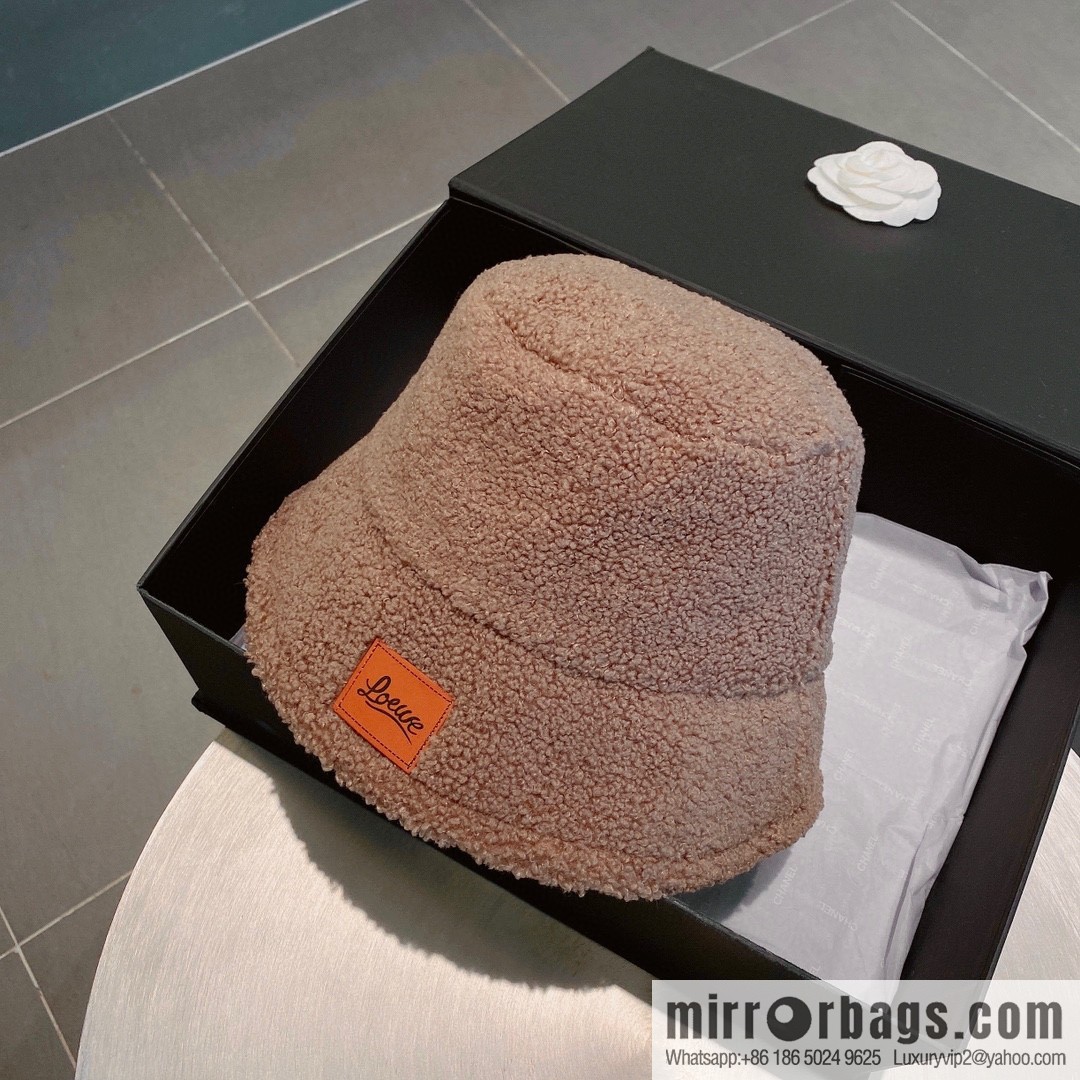 LOEWE 2022 autumn and winter new lamb wool bucket hat