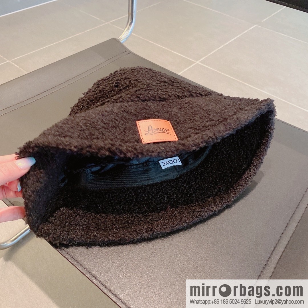 LOEWE 2022 autumn and winter new lamb wool bucket hat
