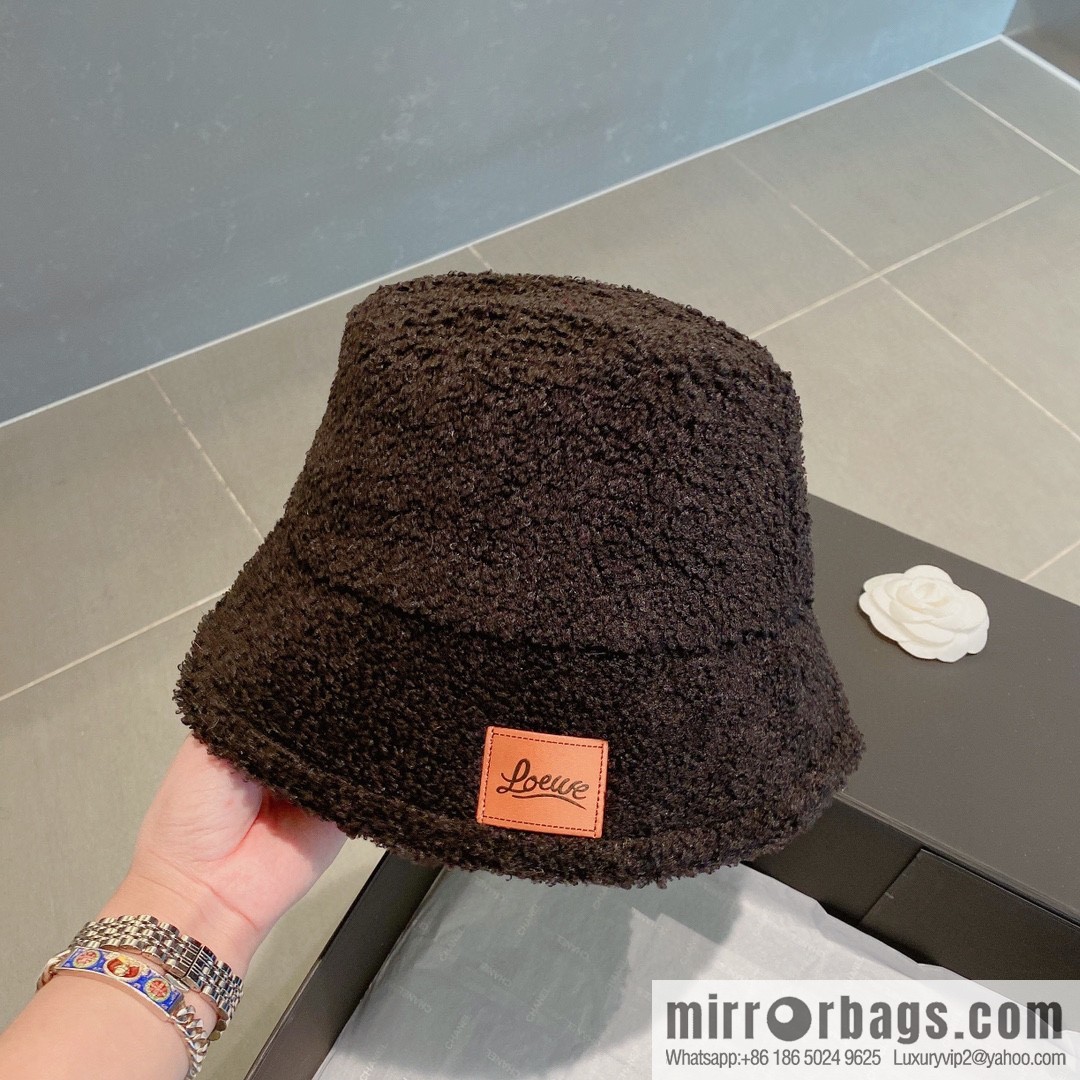 LOEWE 2022 autumn and winter new lamb wool bucket hat