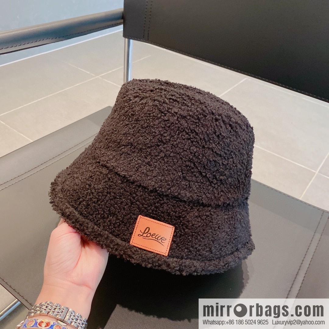 LOEWE 2022 autumn and winter new lamb wool bucket hat