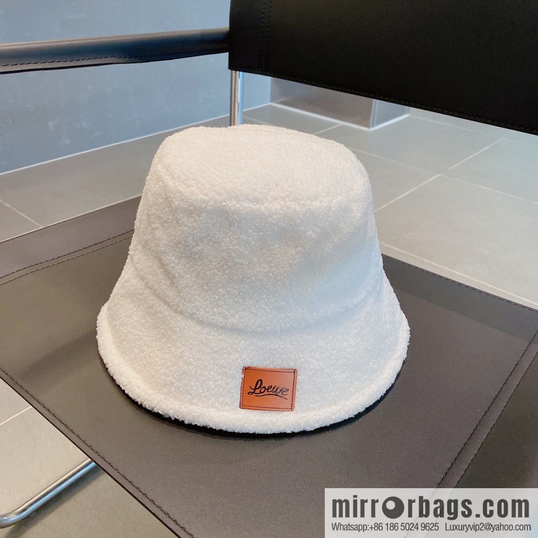LOEWE 2022 autumn and winter new lamb wool bucket hat