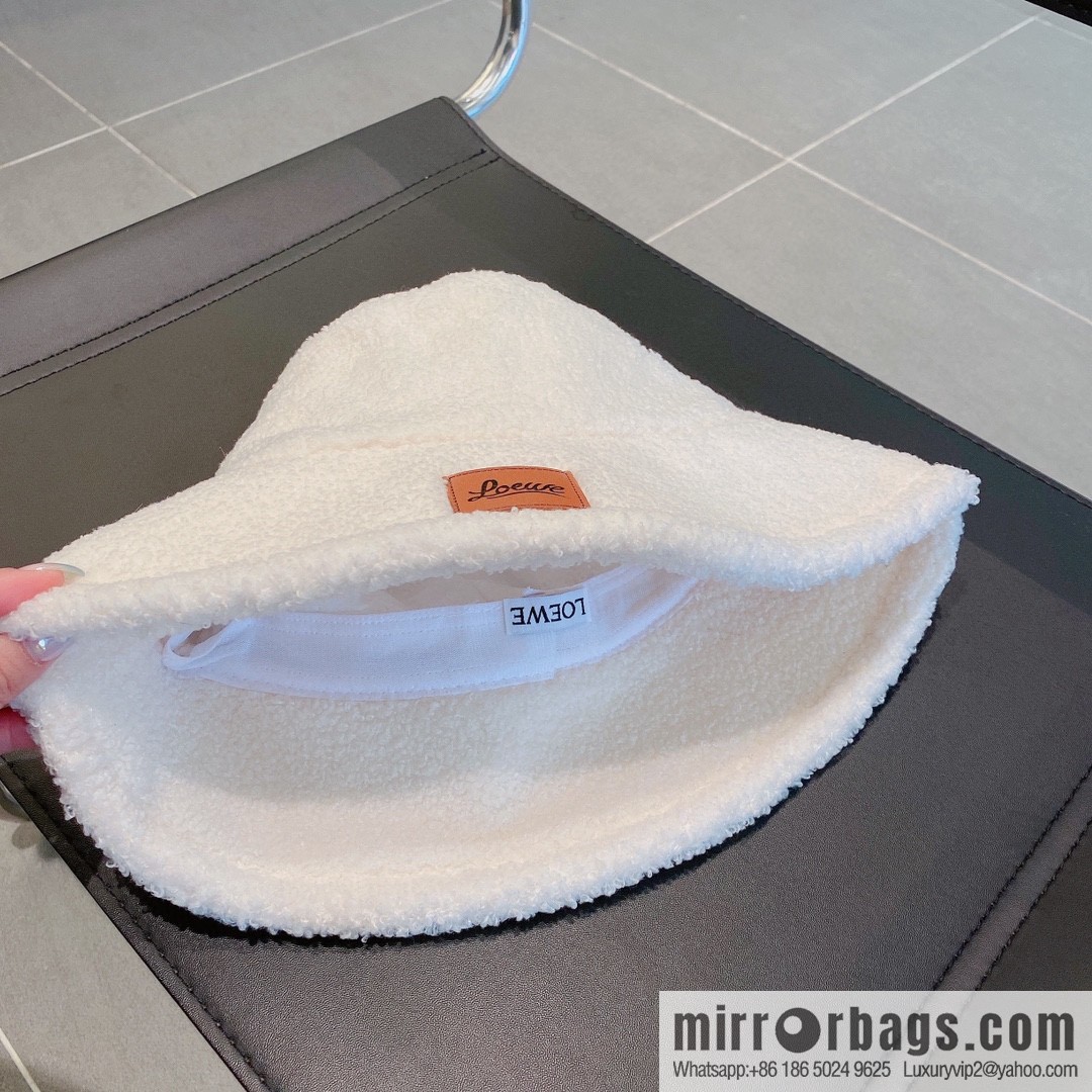 LOEWE 2022 autumn and winter new lamb wool bucket hat