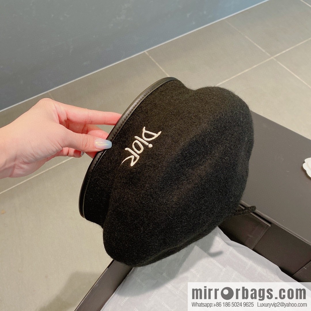 Dior wool beret