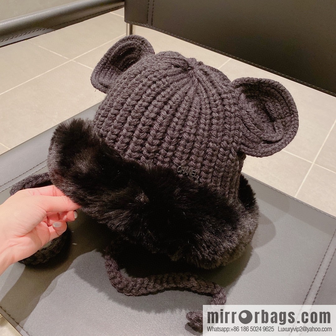 Chanel Chanel autumn and winter ear protector cold hat