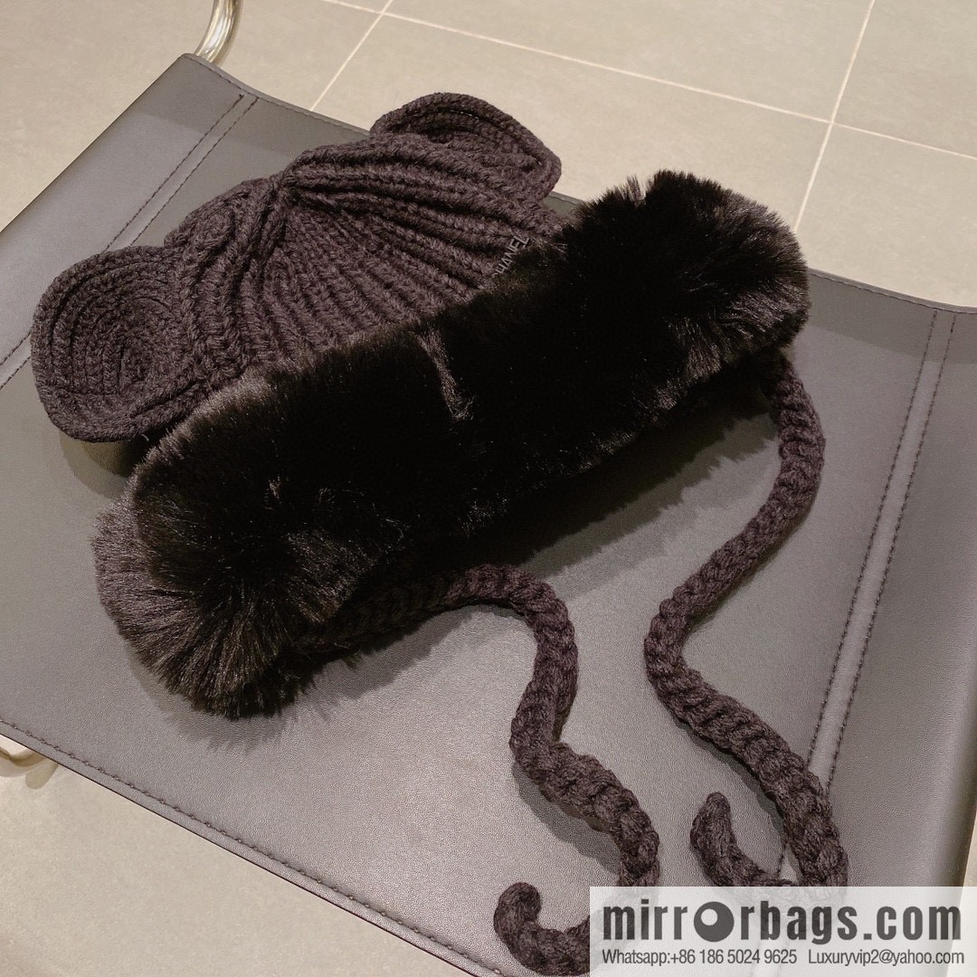 Chanel Chanel autumn and winter ear protector cold hat