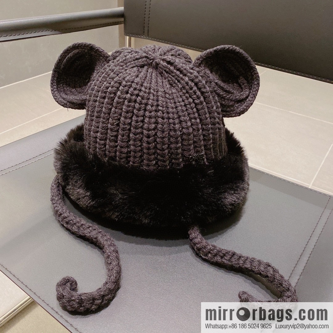 Chanel Chanel autumn and winter ear protector cold hat