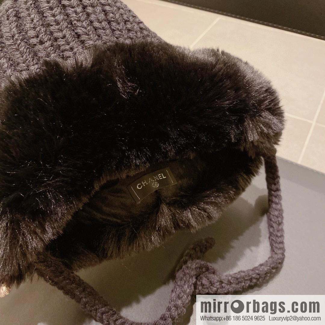 Chanel Chanel autumn and winter ear protector cold hat