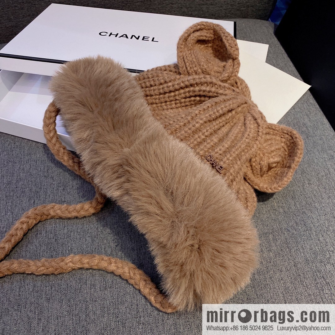 Chanel Chanel autumn and winter ear protector cold hat