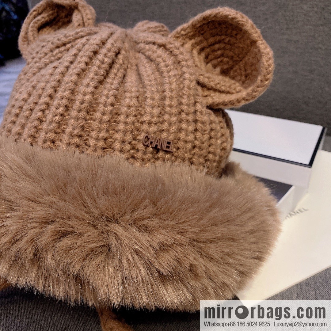 Chanel Chanel autumn and winter ear protector cold hat