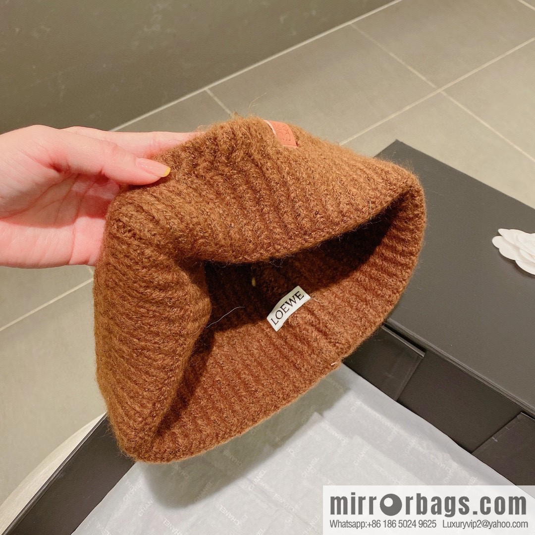 LOEWE Luo Yiwei 2022 autumn and winter new wool hat
