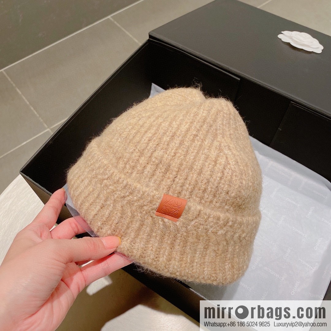 LOEWE Luo Yiwei 2022 autumn and winter new wool hat
