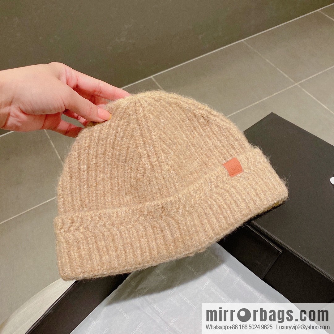 LOEWE Luo Yiwei 2022 autumn and winter new wool hat