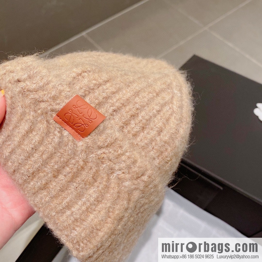 LOEWE Luo Yiwei 2022 autumn and winter new wool hat