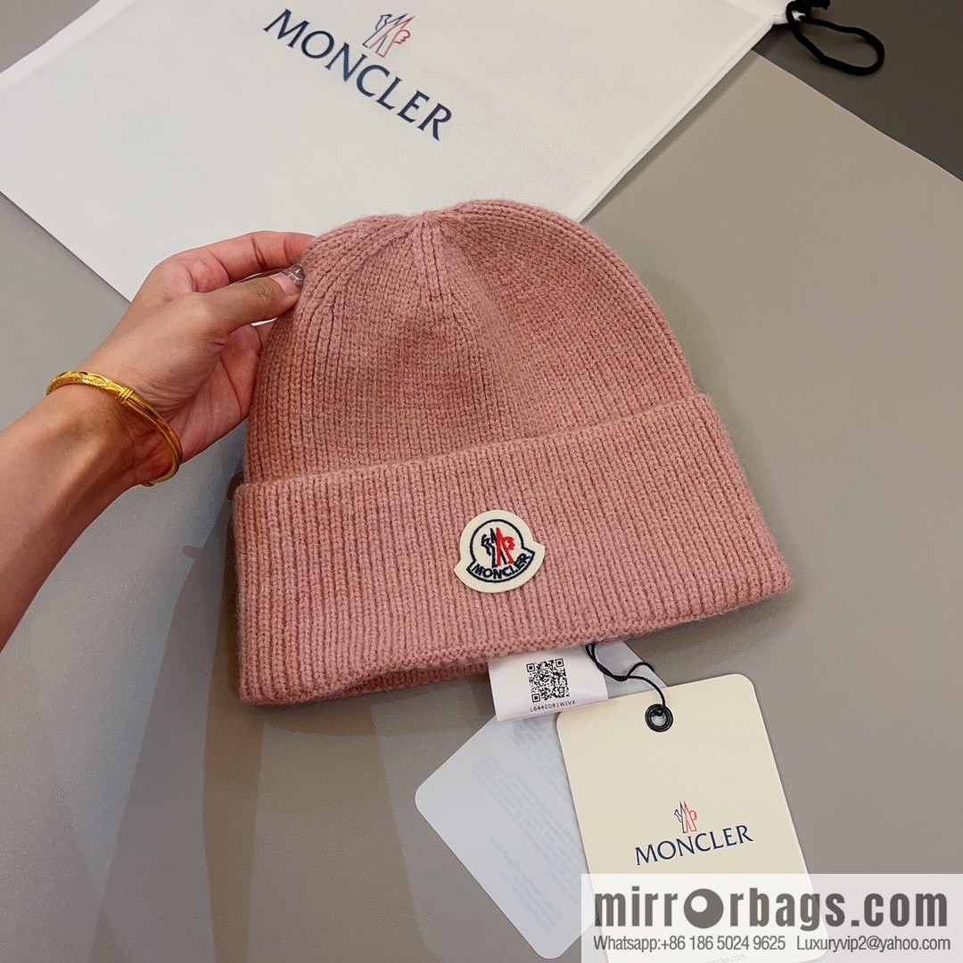 Moncler Color Unisex Knitted Hat