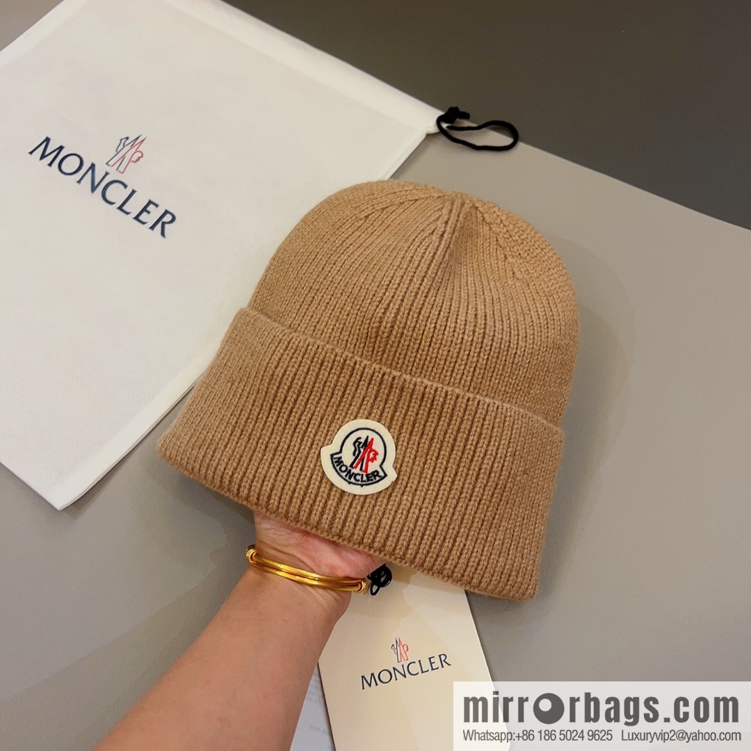 Moncler Color Unisex Knitted Hat
