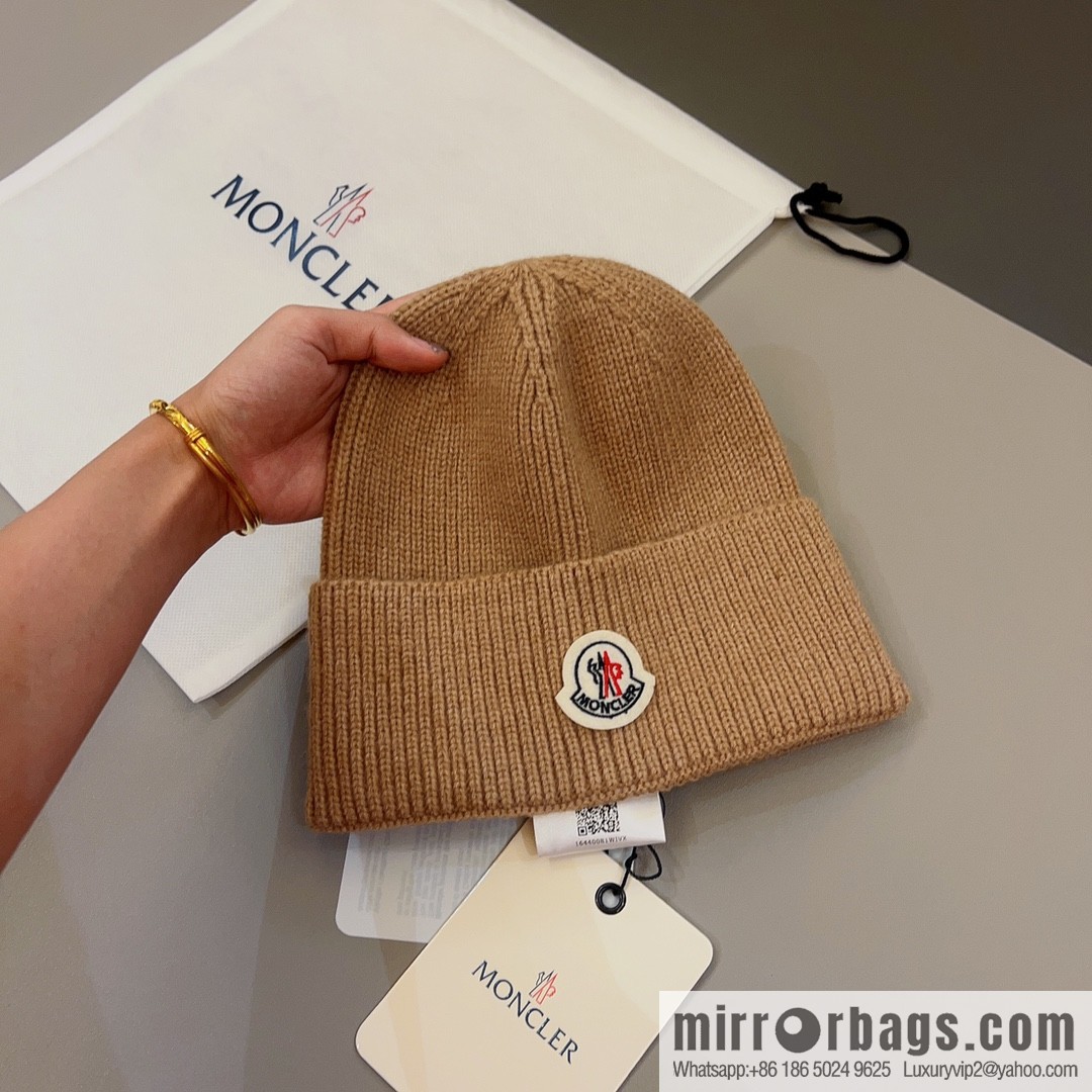 Moncler Color Unisex Knitted Hat