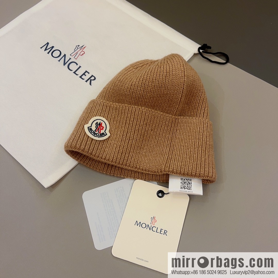 Moncler Color Unisex Knitted Hat