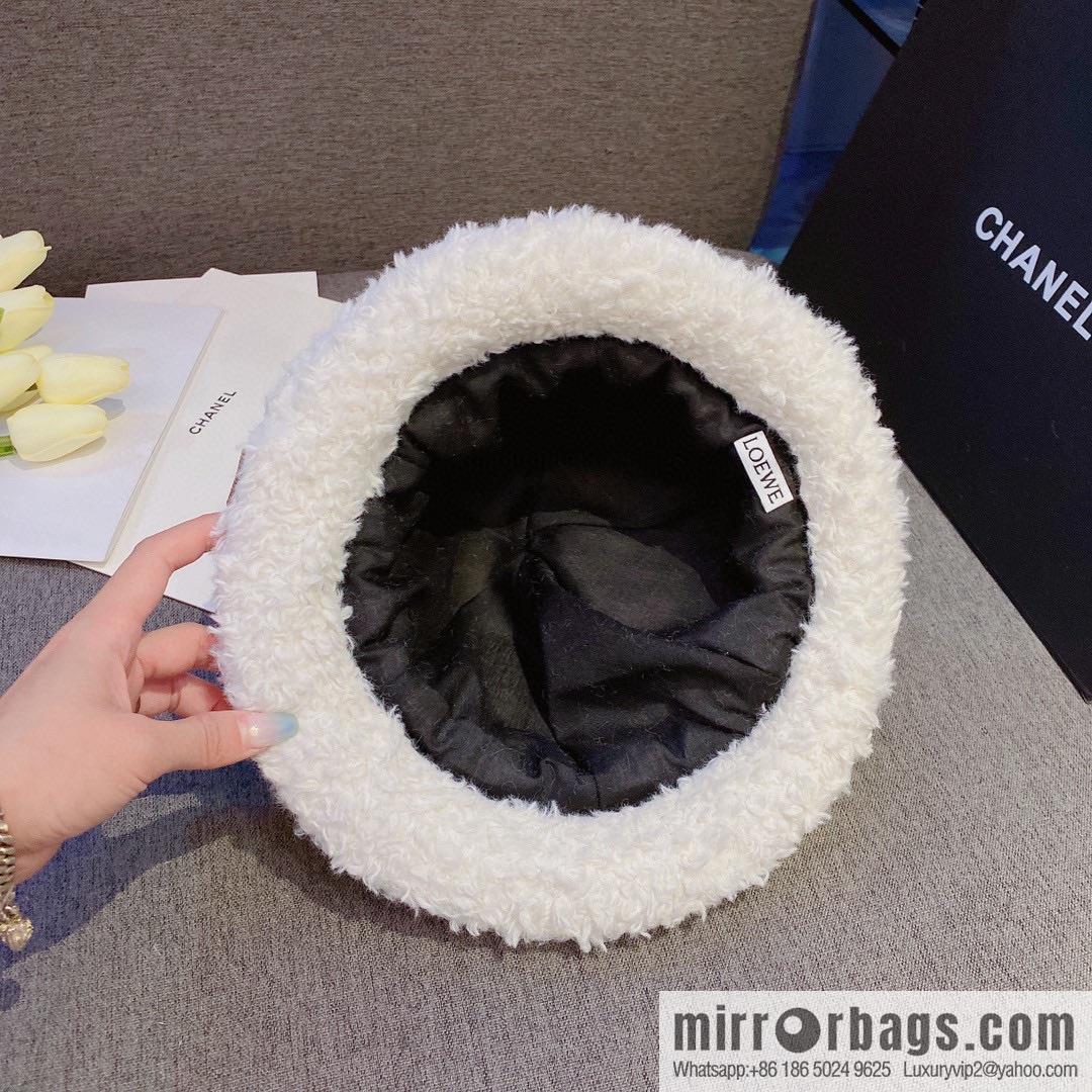 LOEWE 2022 autumn and winter new lamb wool bucket hat