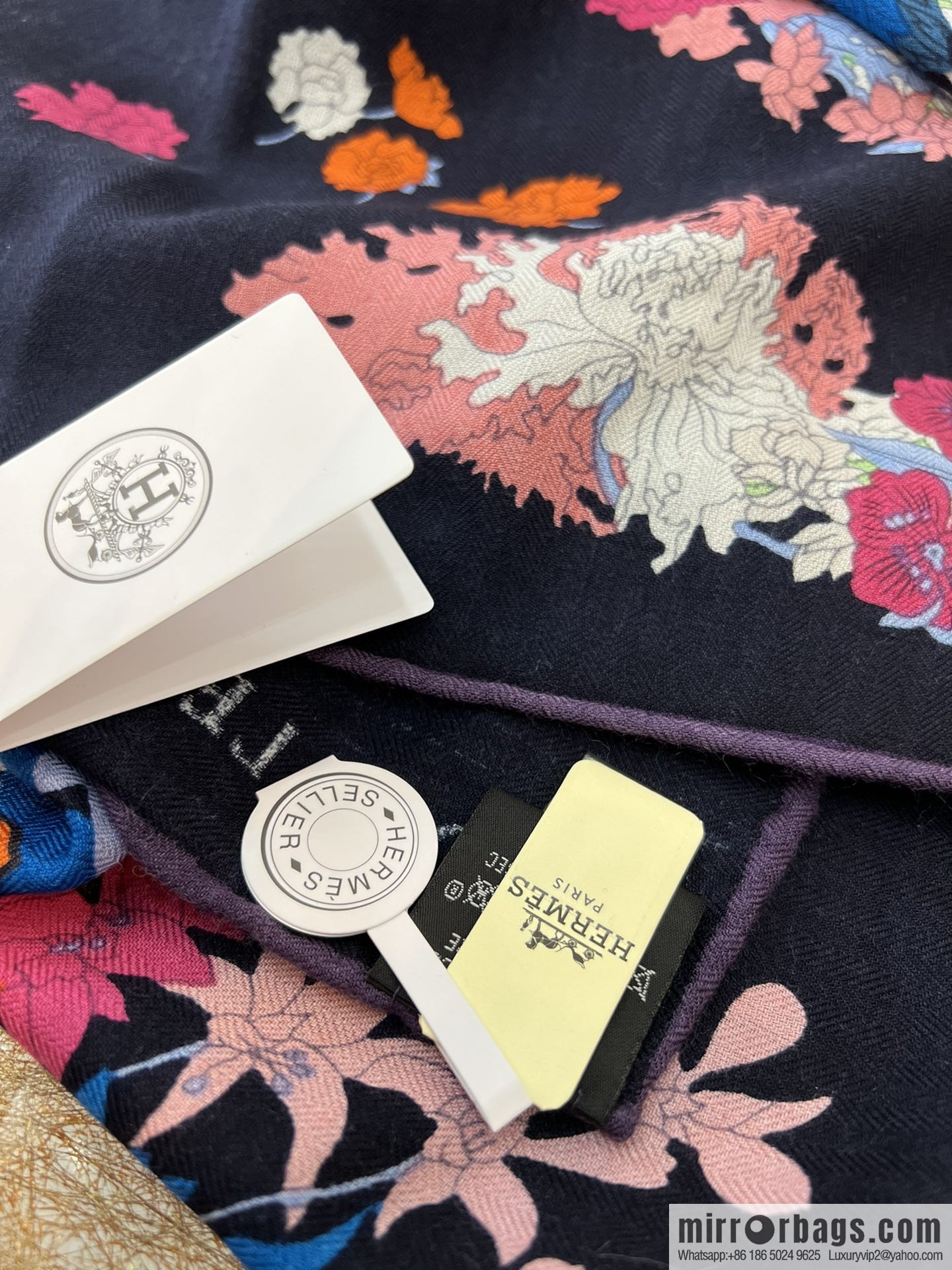 Hermes Hermes Classic Cashmere and Silk Blended Fabric Printed Large Square Towel