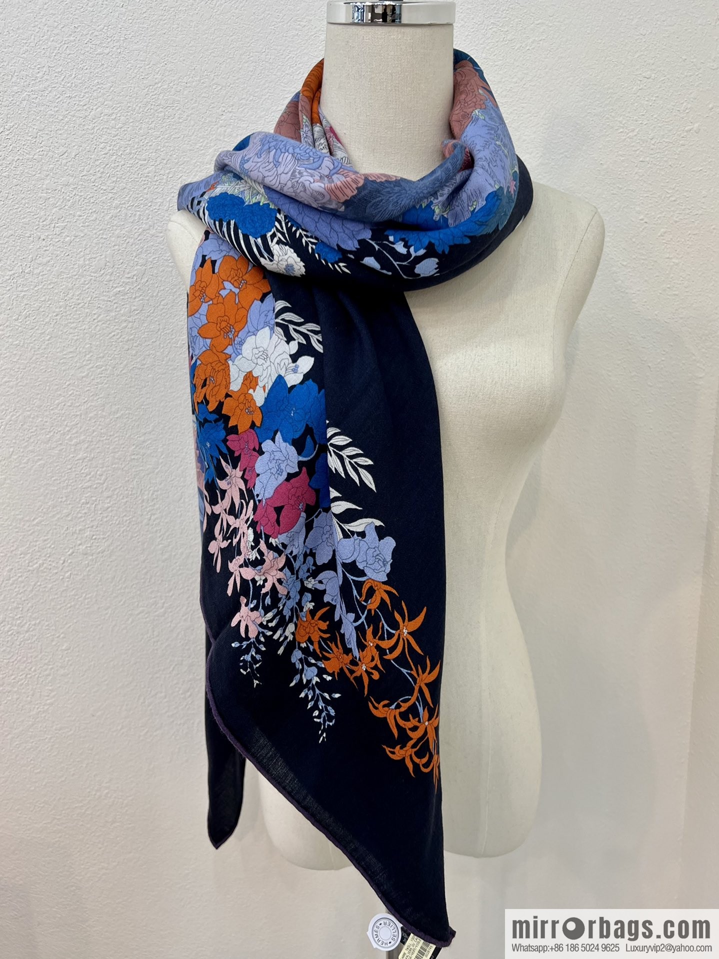 Hermes Hermes Classic Cashmere and Silk Blended Fabric Printed Large Square Towel